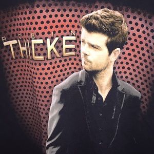 2009 Robin Thicke Tour T-Shirt